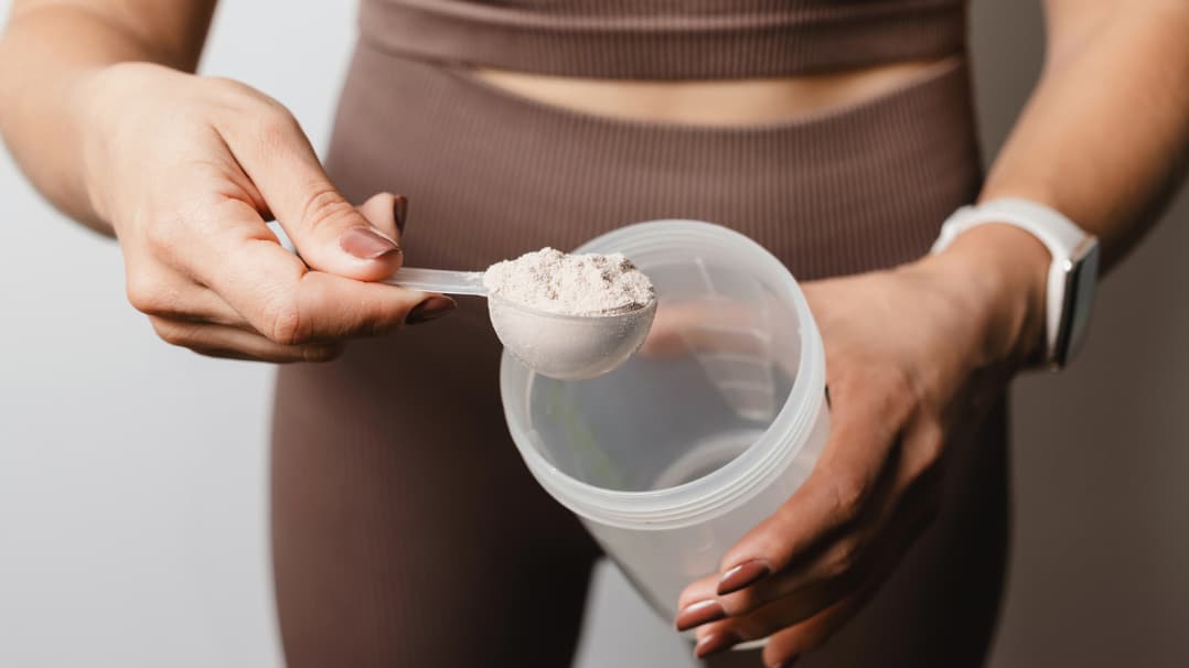 Creatine: What It Is, How It Works, and the Science-Backed Benefits for Body and Brain